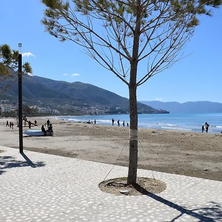 Brooklyn 4* Vlore